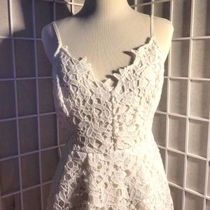 ASTR the label A line lace midi dress